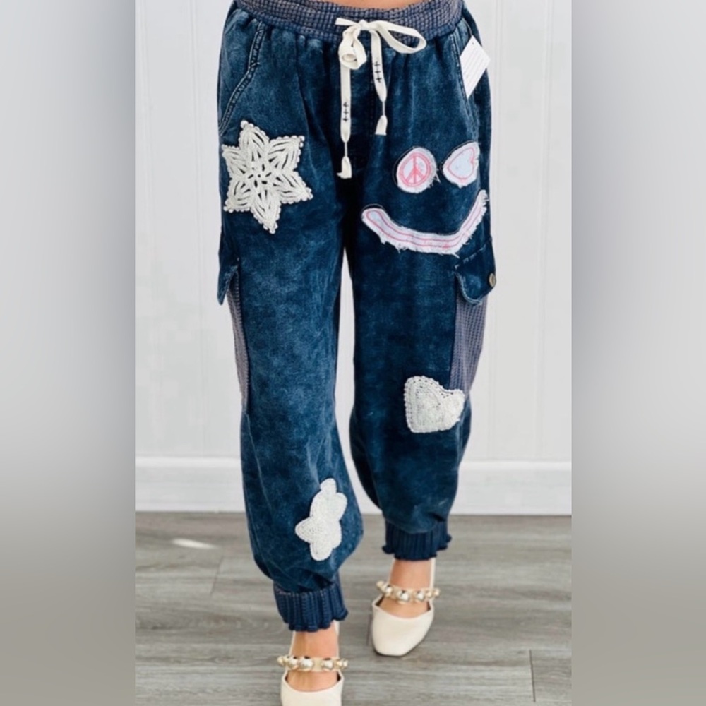 💙POL💙Clothing - French Terry Crochet Patch Jogger Pants PEACE & LOVE Size L